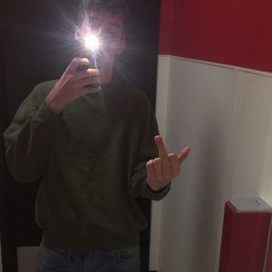 Meet your Posher, Grant